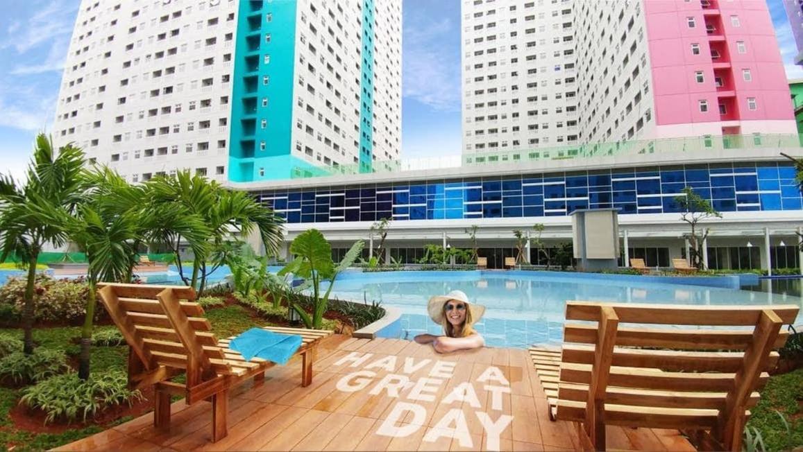 Properti9 At Apartemen Green Pramuka Giacarta Esterno foto