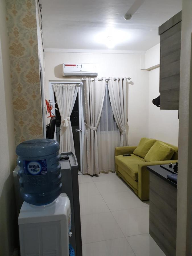 Properti9 At Apartemen Green Pramuka Giacarta Esterno foto