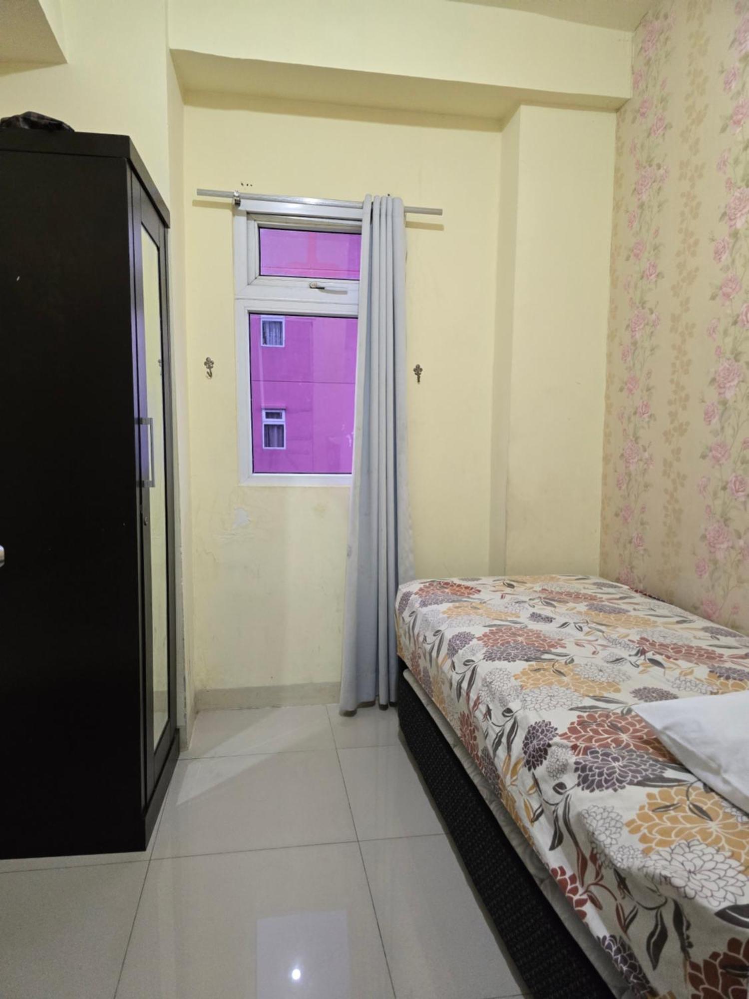 Properti9 At Apartemen Green Pramuka Giacarta Esterno foto